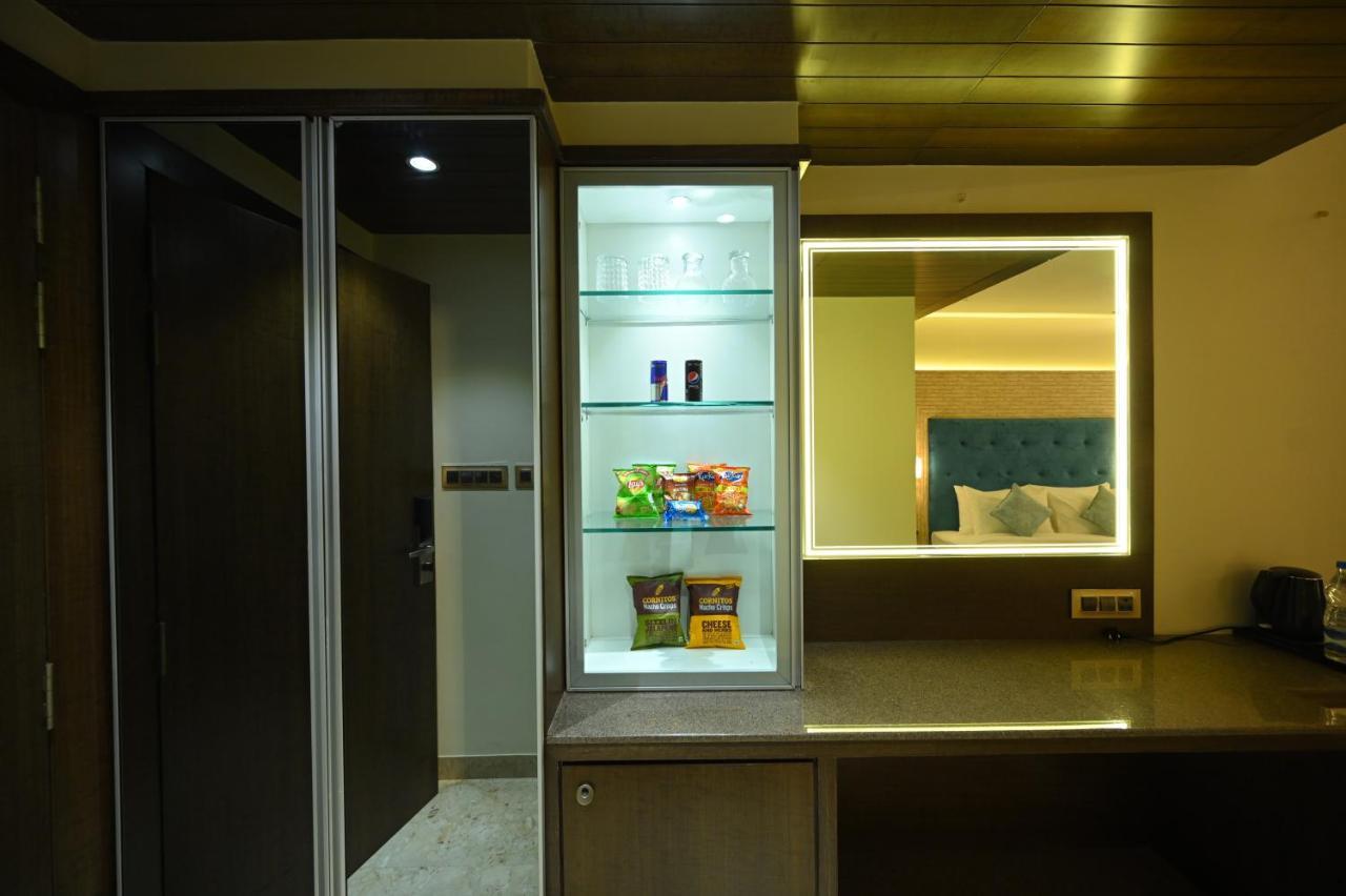 The Royal Class Hotel Gwalior Exterior foto