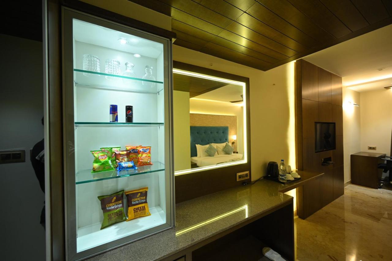 The Royal Class Hotel Gwalior Exterior foto